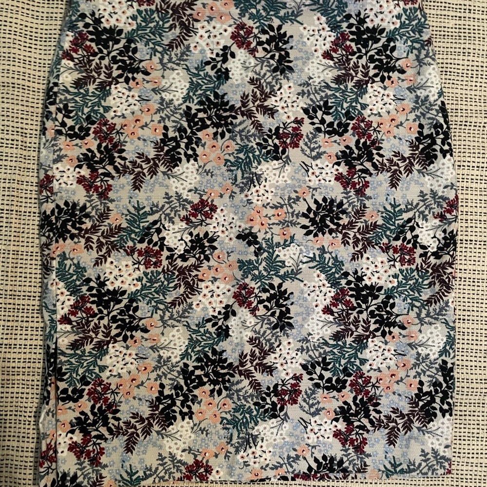 Floral LOFT skirt size 8